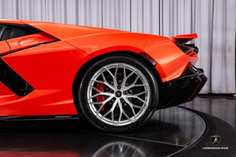 used 2025 Lamborghini Revuelto car