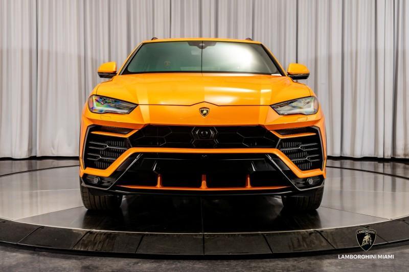 used 2022 Lamborghini Urus car, priced at $269,950