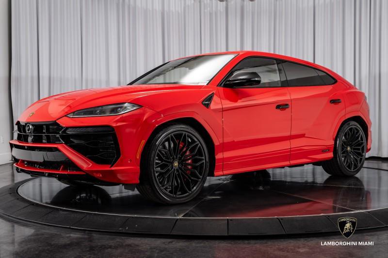 used 2025 Lamborghini Urus car, priced at $319,950