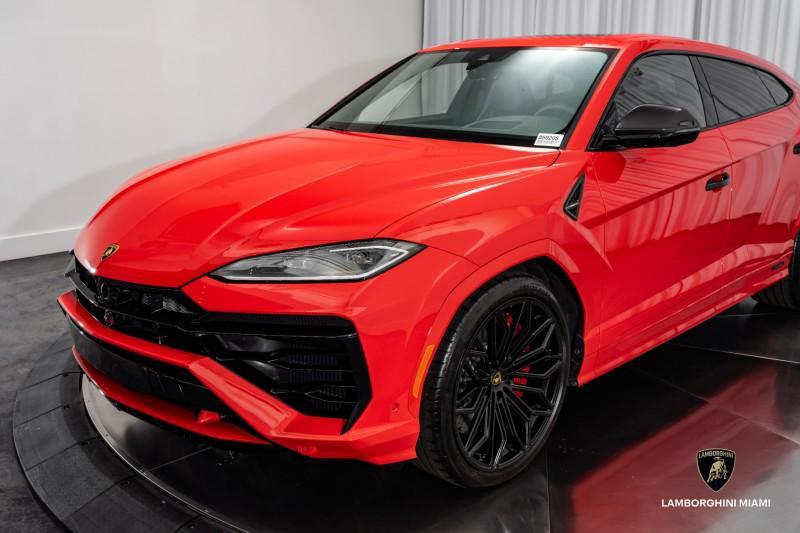 used 2025 Lamborghini Urus car, priced at $319,950