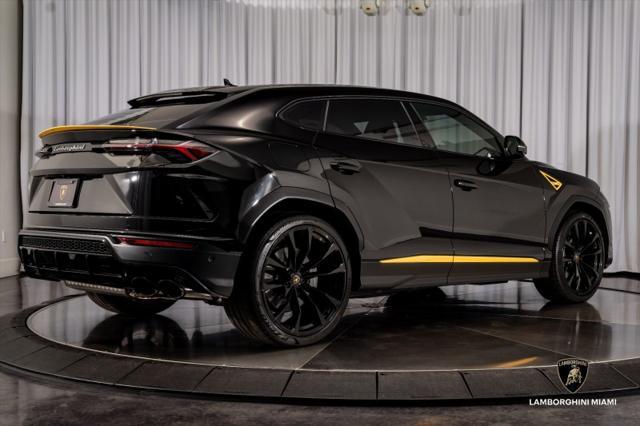used 2021 Lamborghini Urus car, priced at $216,950
