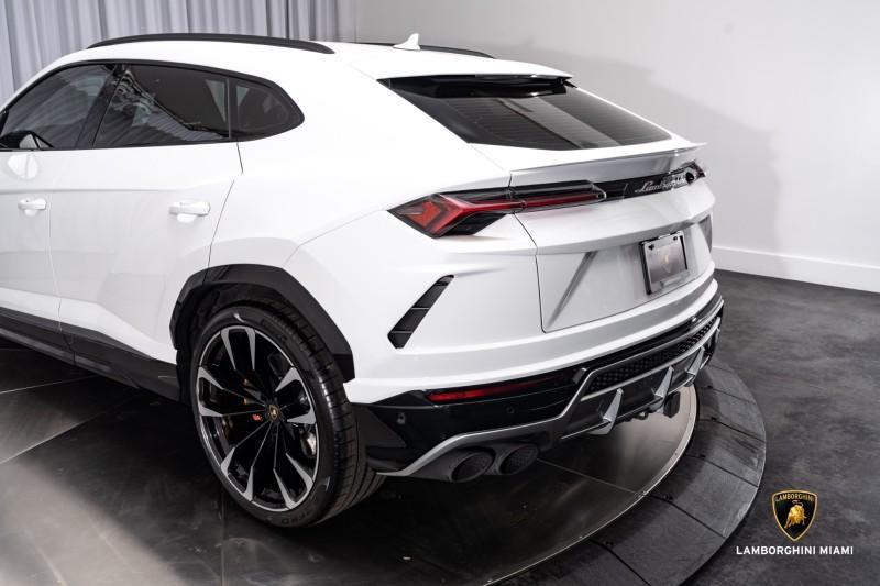 used 2021 Lamborghini Urus car, priced at $248,950