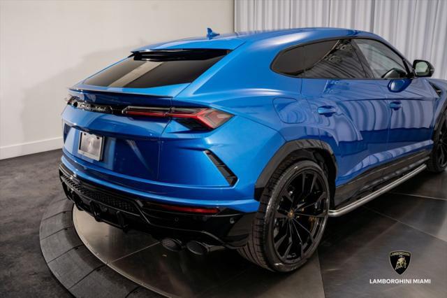used 2022 Lamborghini Urus car, priced at $235,950