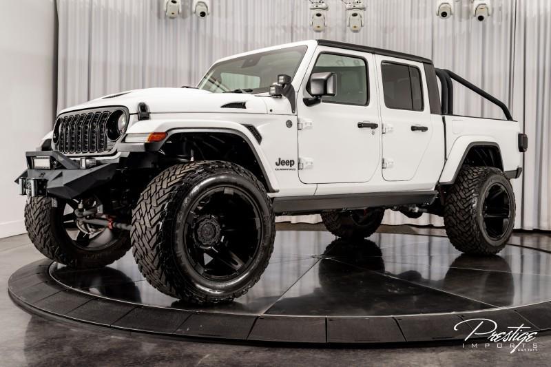 used 2024 Jeep Gladiator car, priced at $46,950