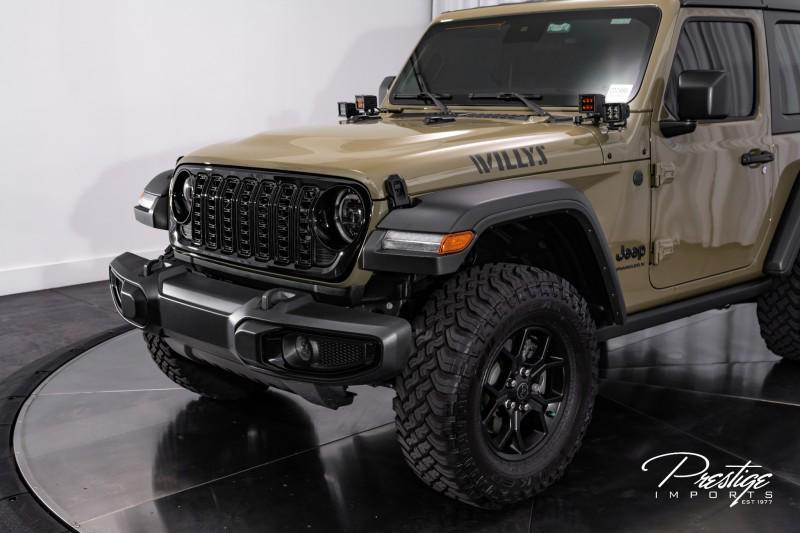 used 2025 Jeep Wrangler car, priced at $38,950