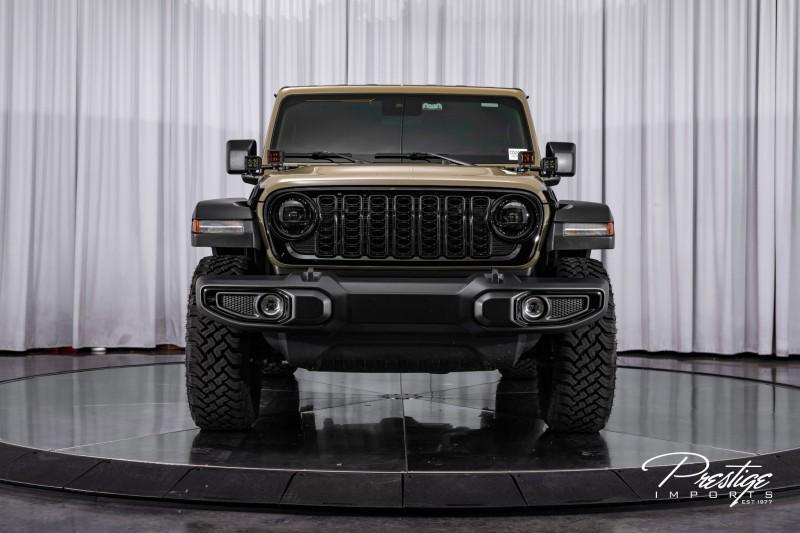 used 2025 Jeep Wrangler car, priced at $38,950