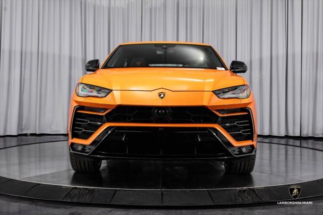 used 2022 Lamborghini Urus car, priced at $226,950