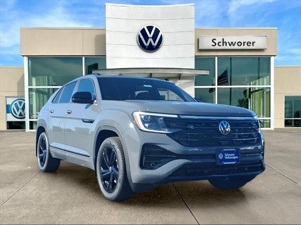 new 2026 Volkswagen Atlas Cross Sport car, priced at $53,326