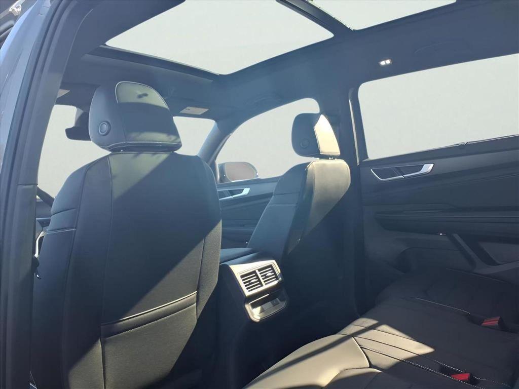 new 2026 Volkswagen Atlas Cross Sport car, priced at $53,326