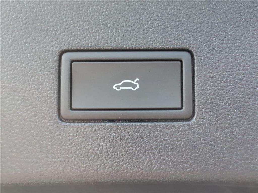 new 2026 Volkswagen Atlas car, priced at $48,426