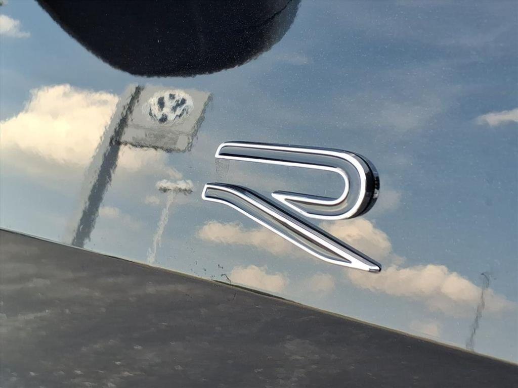 new 2025 Volkswagen Tiguan car, priced at $39,645