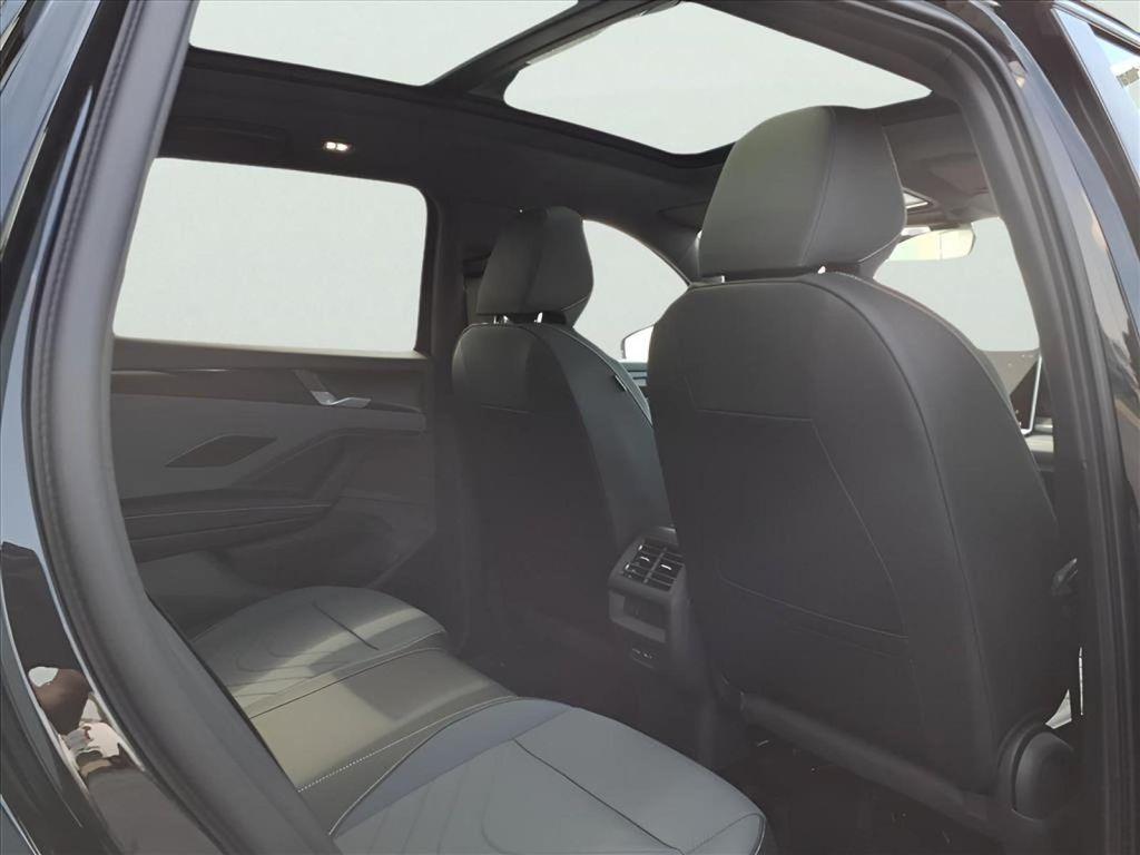 new 2025 Volkswagen Tiguan car, priced at $39,645