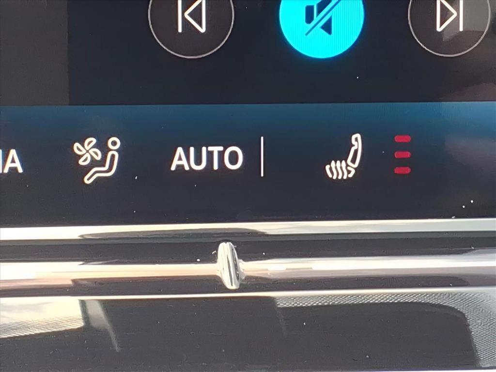 new 2025 Volkswagen Tiguan car, priced at $39,645