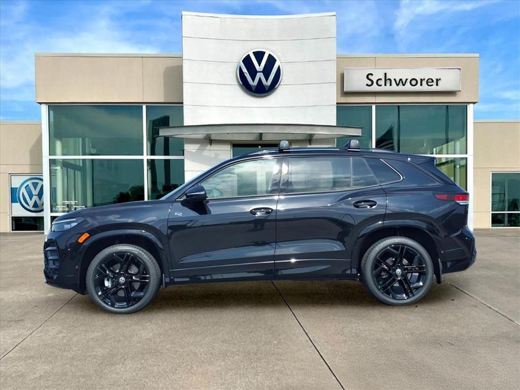 new 2025 Volkswagen Tiguan car, priced at $39,645