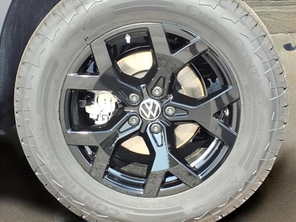 new 2026 Volkswagen Atlas car, priced at $50,021