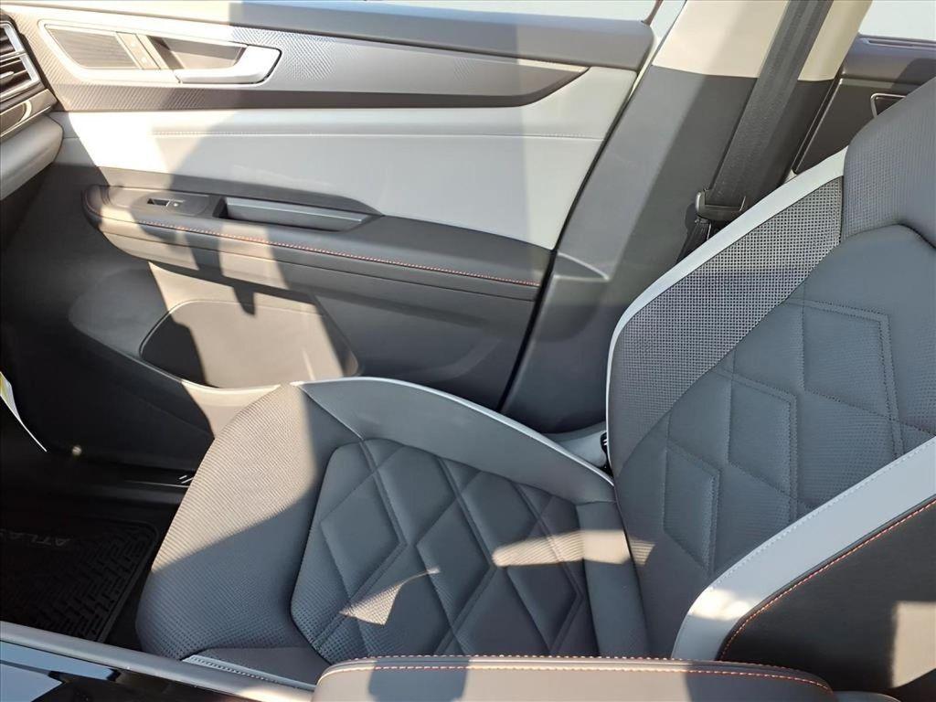 new 2026 Volkswagen Atlas car, priced at $50,021