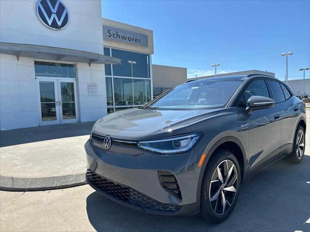 new 2025 Volkswagen ID.4 car, priced at $50,166