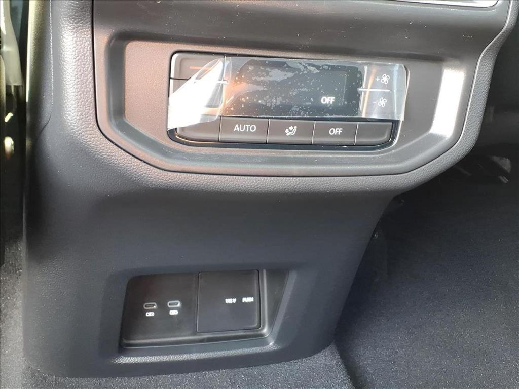 new 2026 Volkswagen Atlas car, priced at $49,386