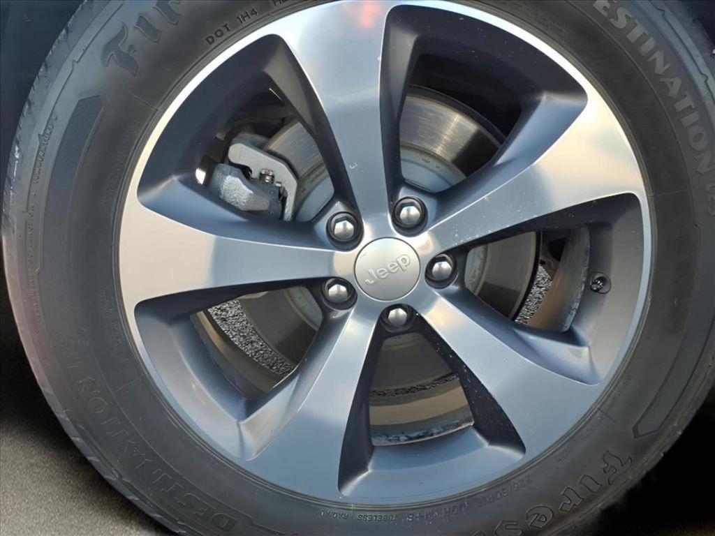 used 2019 Jeep Cherokee car, priced at $14,997