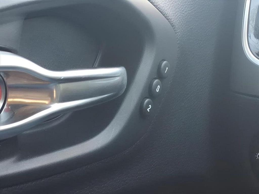 used 2019 Jeep Cherokee car, priced at $14,997