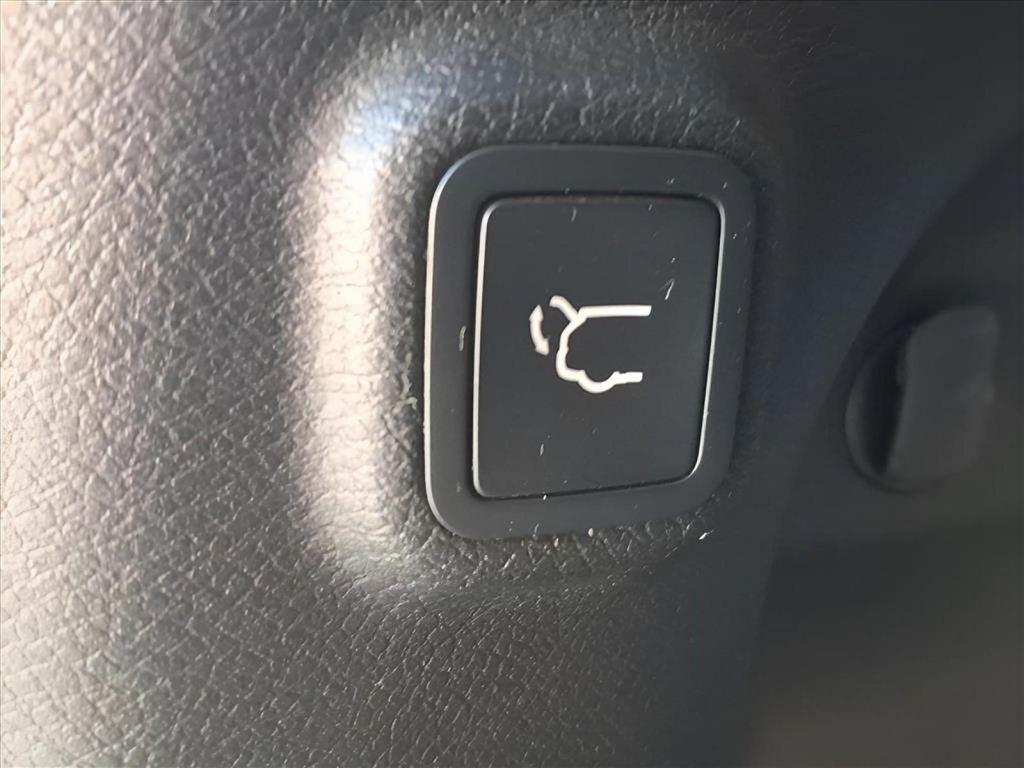 used 2019 Jeep Cherokee car, priced at $14,997