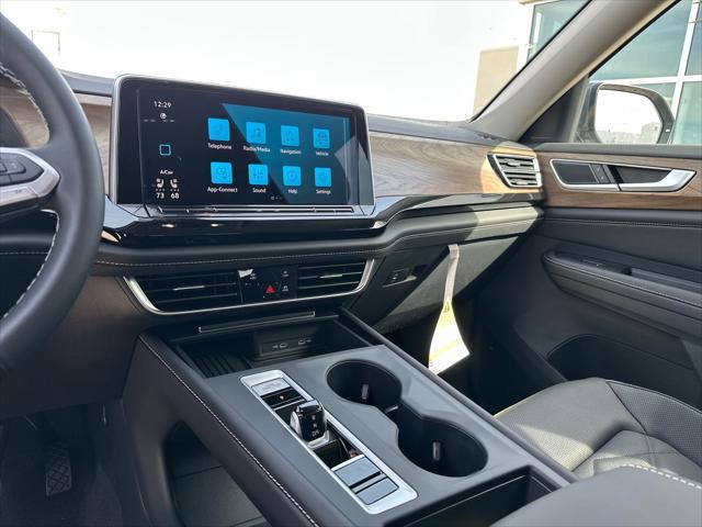 new 2025 Volkswagen Atlas car, priced at $39,915