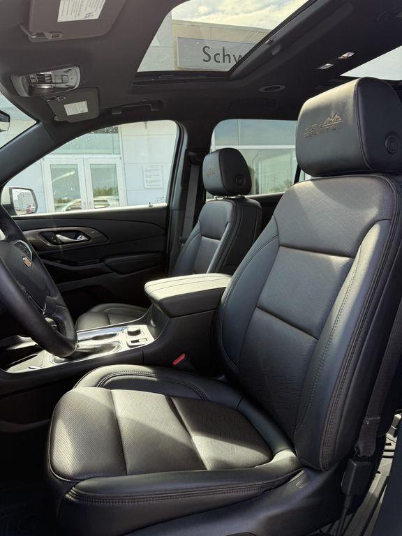 used 2023 Chevrolet Traverse car, priced at $39,527