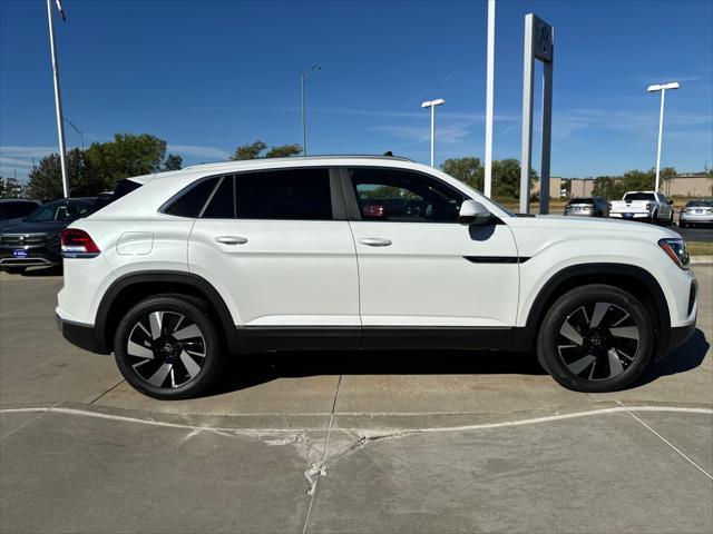 new 2024 Volkswagen Atlas Cross Sport car, priced at $45,475