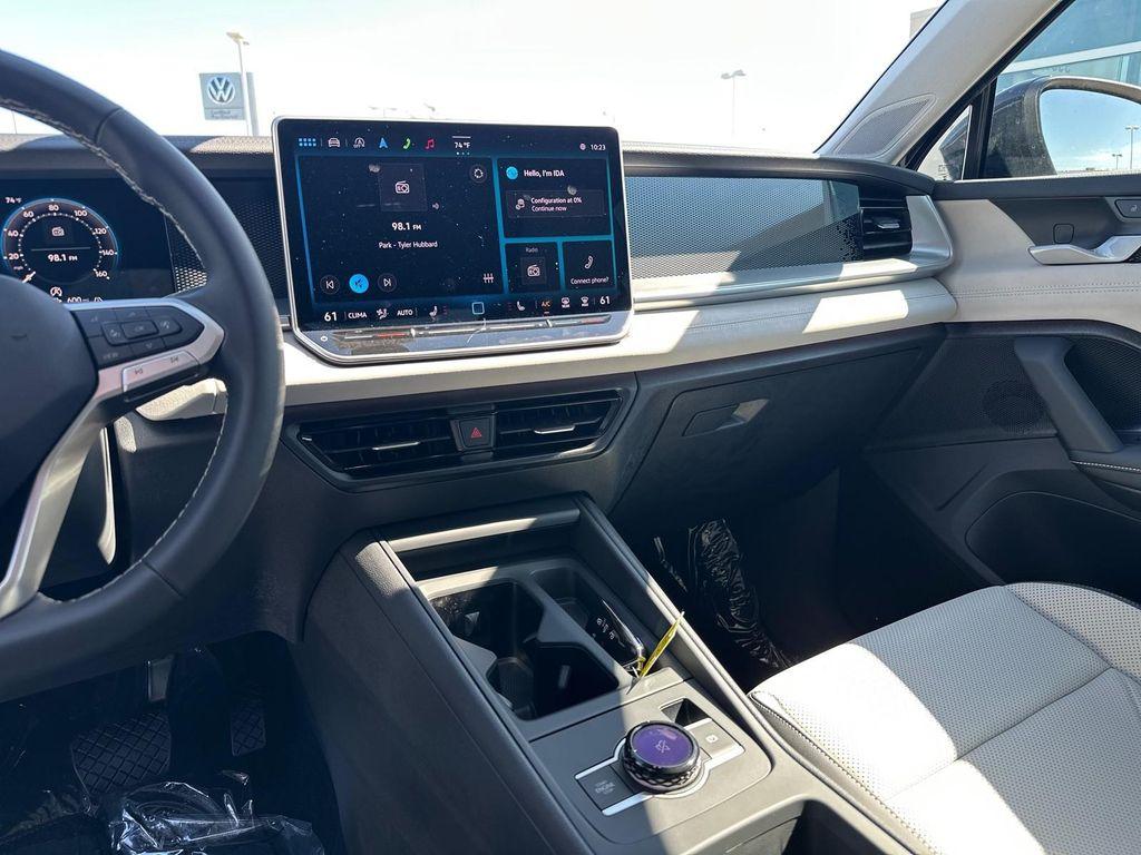 new 2025 Volkswagen Tiguan car, priced at $35,016