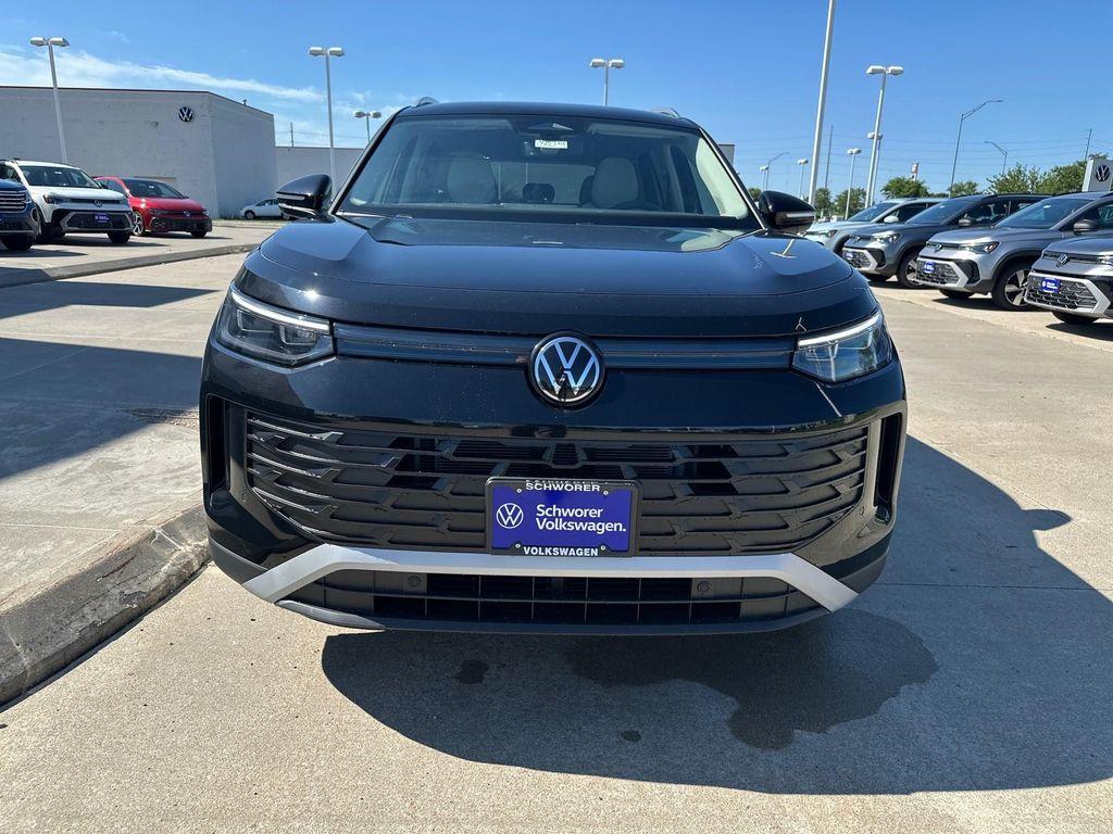 new 2025 Volkswagen Tiguan car, priced at $35,016