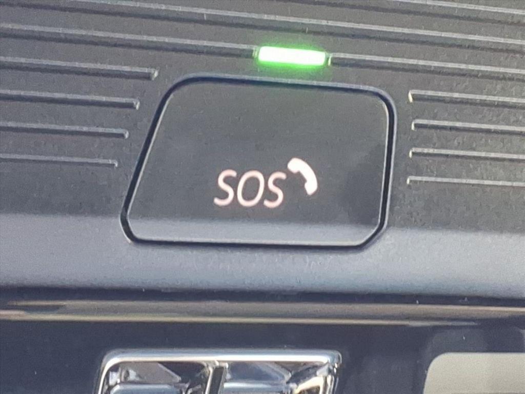 new 2026 Volkswagen Atlas Cross Sport car, priced at $47,746