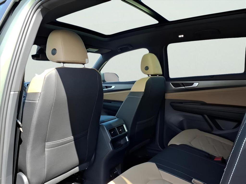 new 2026 Volkswagen Atlas Cross Sport car, priced at $47,746