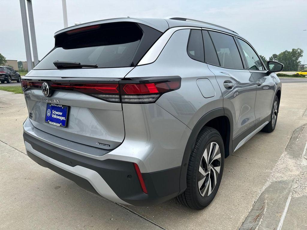 new 2025 Volkswagen Tiguan car, priced at $32,761