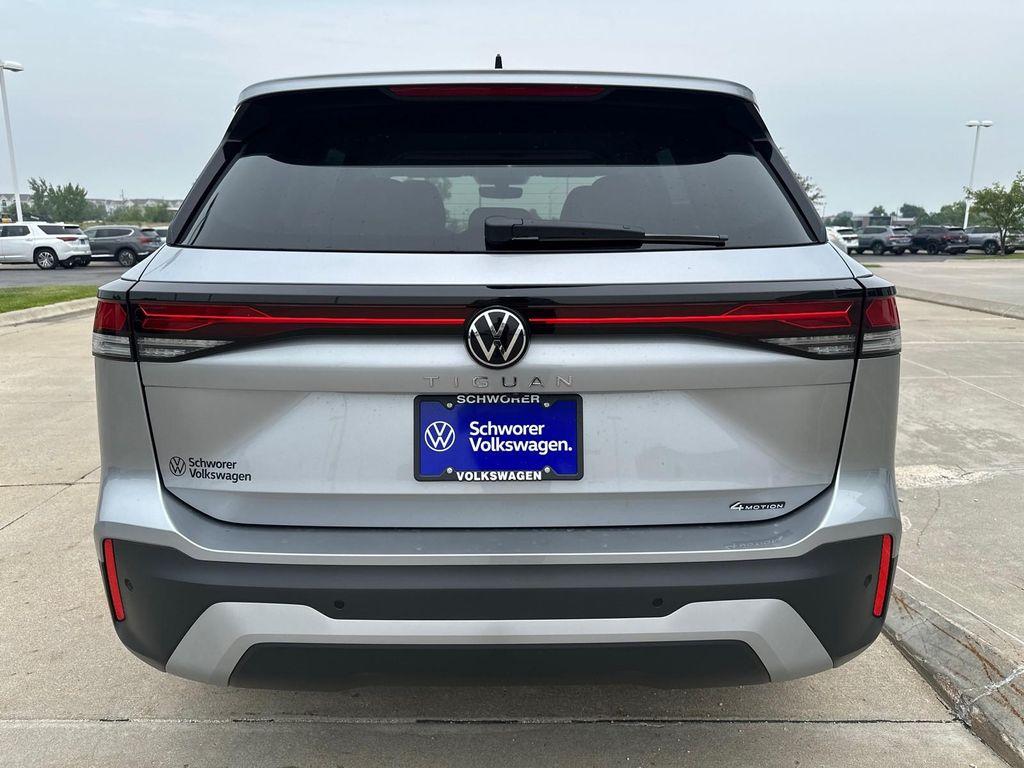 new 2025 Volkswagen Tiguan car, priced at $32,761