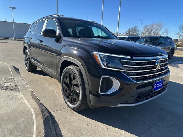 new 2025 Volkswagen Atlas car, priced at $43,615