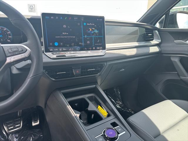 new 2025 Volkswagen Tiguan car, priced at $39,930