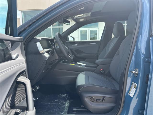 new 2025 Volkswagen Tiguan car, priced at $39,930