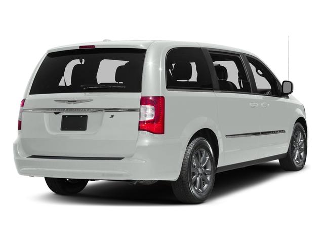 used 2016 Chrysler Town & Country car