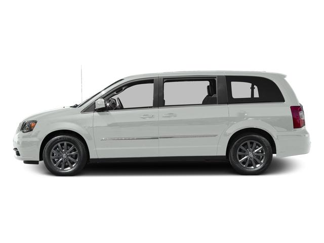 used 2016 Chrysler Town & Country car