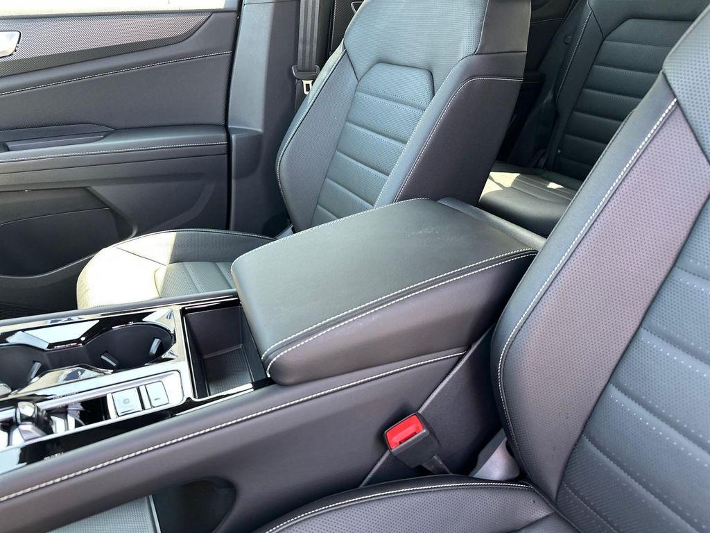 new 2025 Volkswagen Atlas Cross Sport car, priced at $48,091