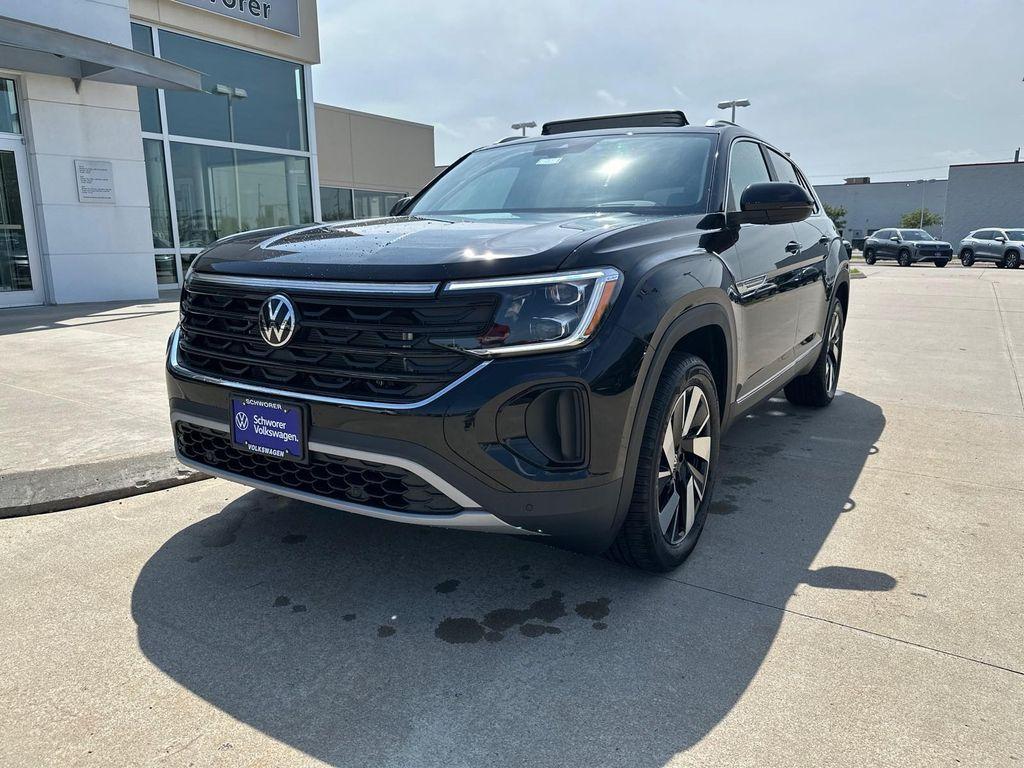new 2025 Volkswagen Atlas Cross Sport car, priced at $48,091