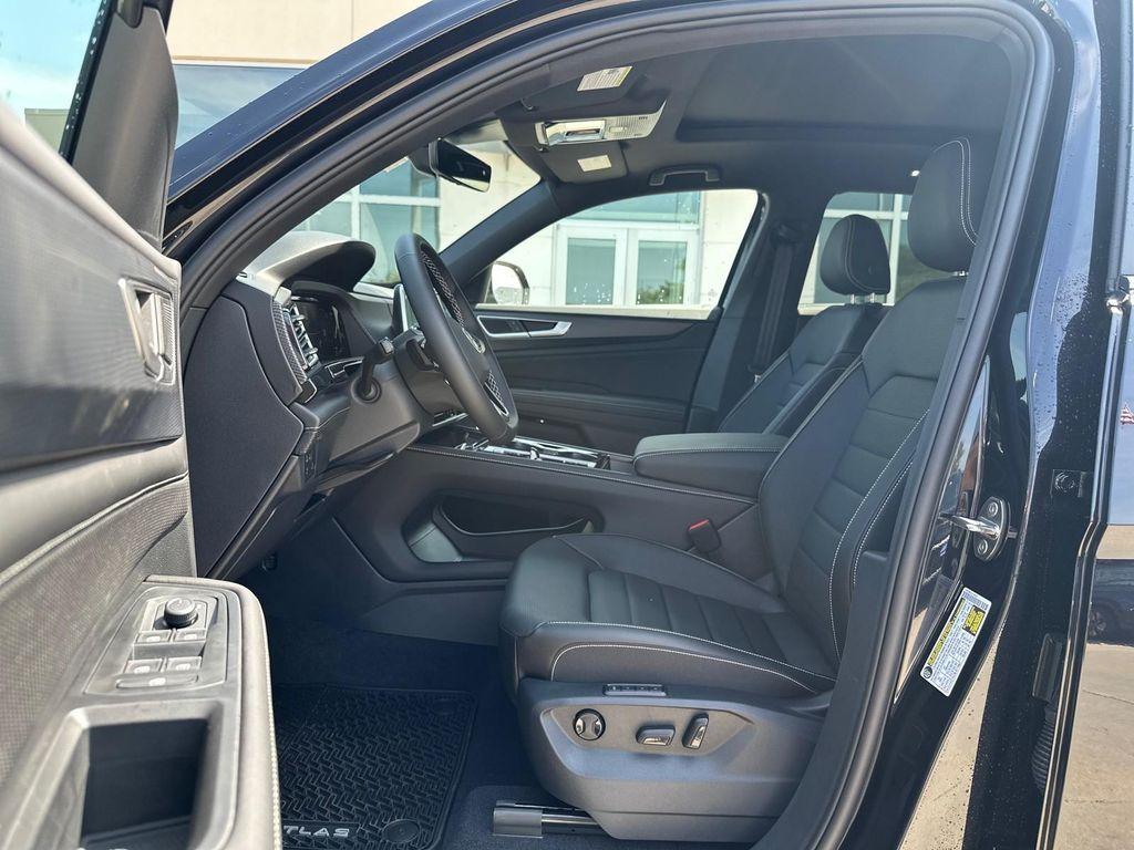 new 2025 Volkswagen Atlas Cross Sport car, priced at $48,091