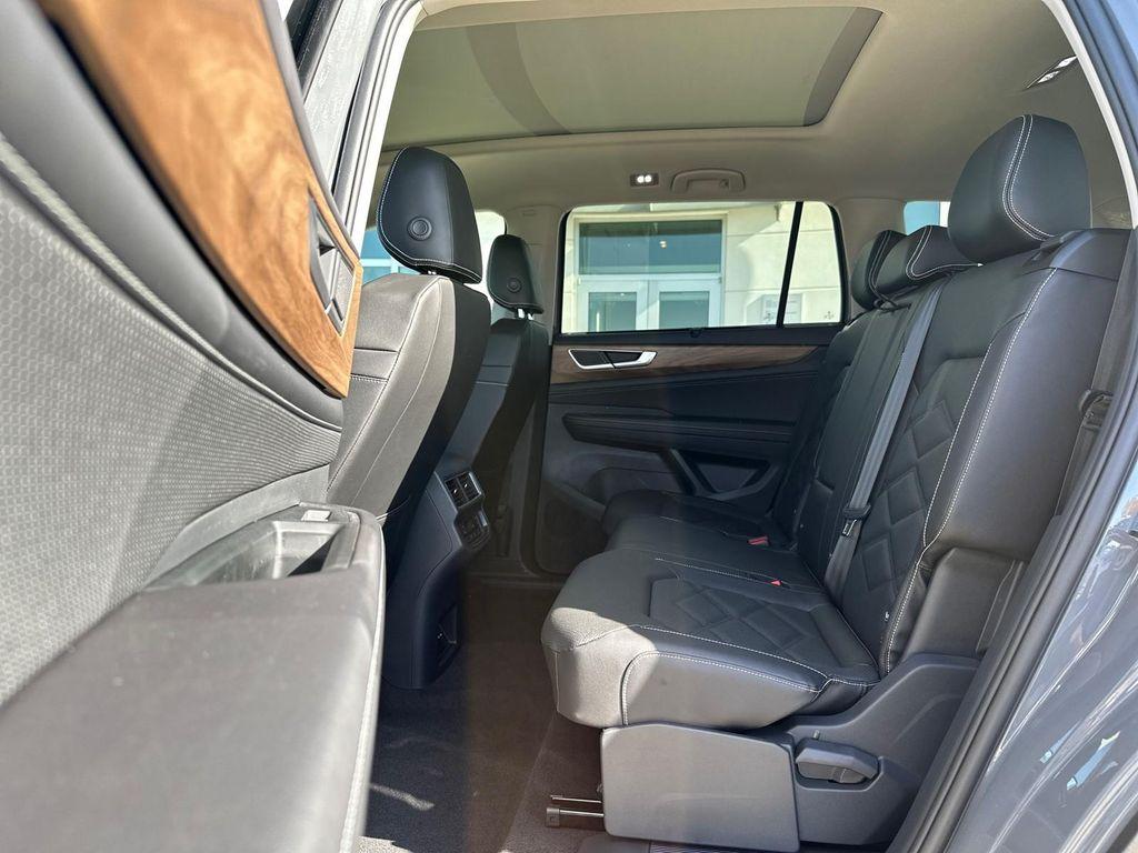 new 2025 Volkswagen Atlas car, priced at $43,815
