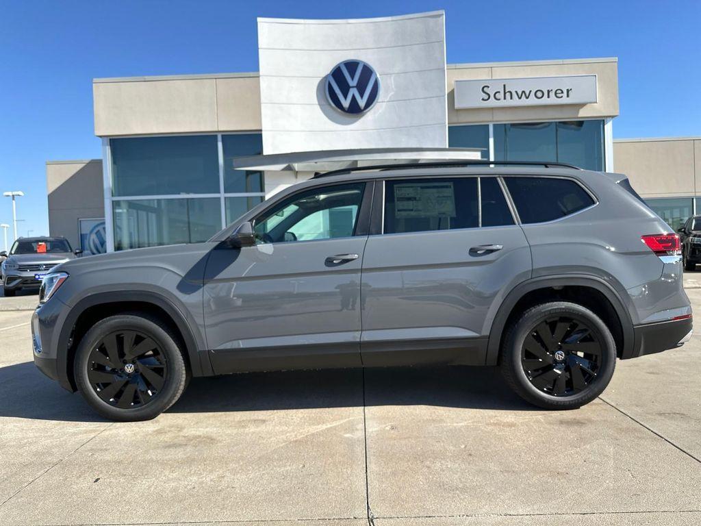 new 2025 Volkswagen Atlas car, priced at $43,815