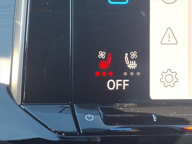 new 2026 Volkswagen Atlas Cross Sport car, priced at $47,851