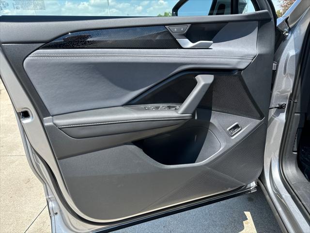 new 2025 Volkswagen Tiguan car, priced at $37,416
