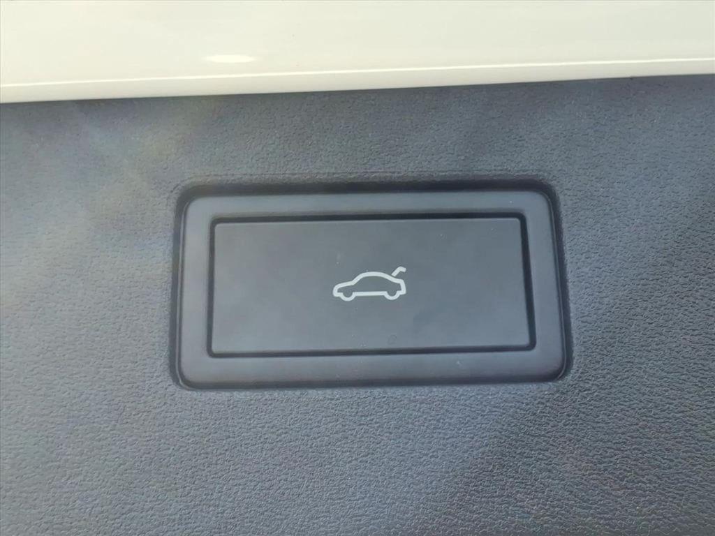 new 2025 Volkswagen Tiguan car, priced at $36,976