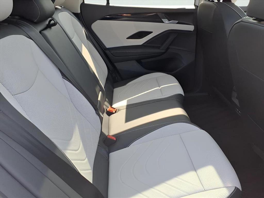 new 2025 Volkswagen Tiguan car, priced at $36,976