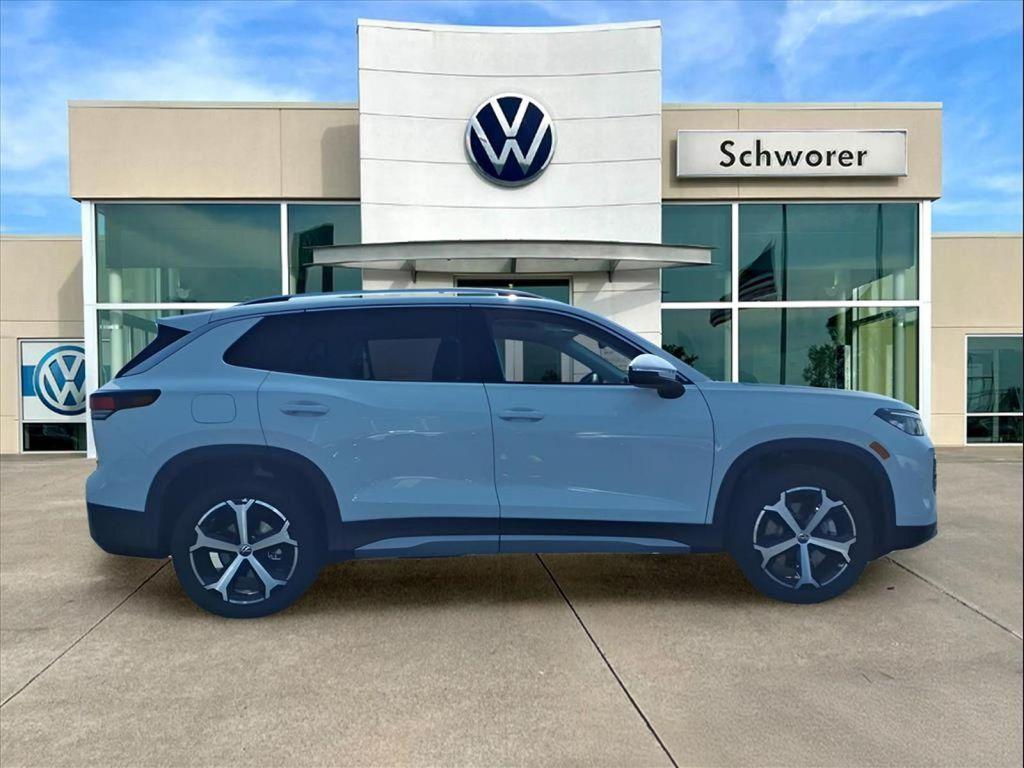 new 2025 Volkswagen Tiguan car, priced at $36,976