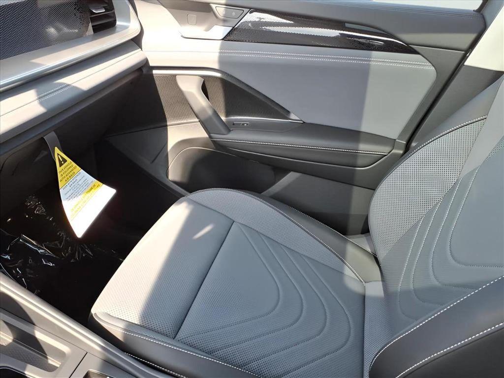 new 2025 Volkswagen Tiguan car, priced at $36,976